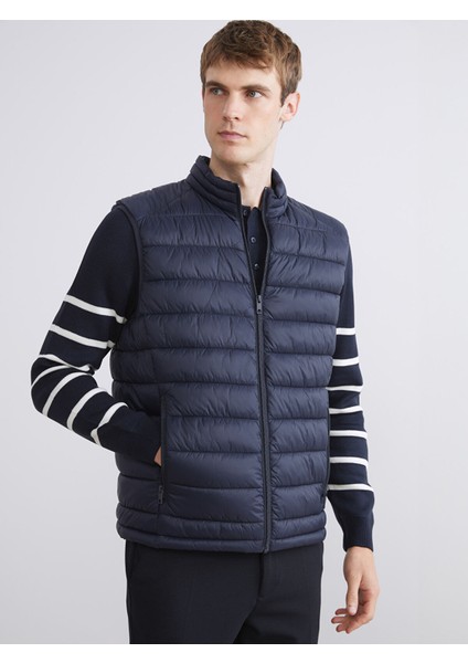 Yeni Sezon Standart Kalıp Dik Yaka Erkek Şişme Yelek