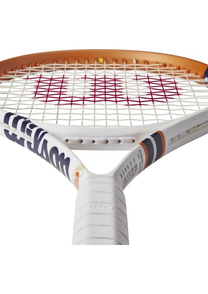 WR127811U3 Clash 100 V2 Roland Garros 2023 Grip 3 Kordajsız Tenis Raketi