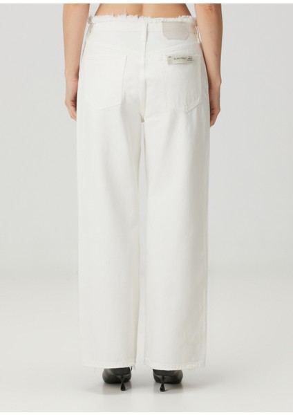 Beyaz Jean Pantolon indirimleri