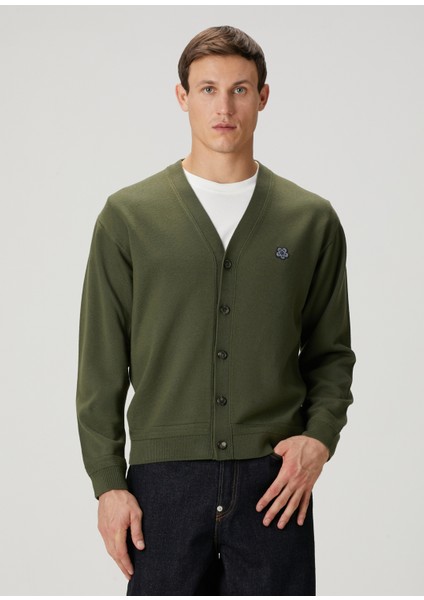 Haki V Yaka Yün Triko Hırka