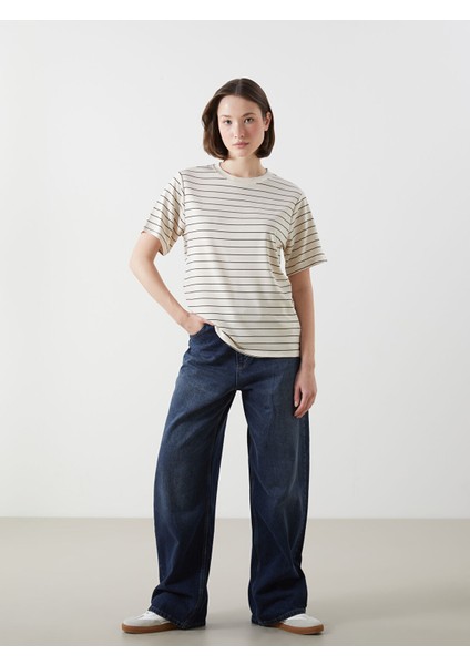 Yeni Sezon Bisiklet Yaka Çizgili Oversize Kadın Tişört fiyatları