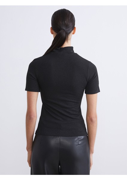 Yeni Sezon Dik Yaka Kadın Body fırsatları