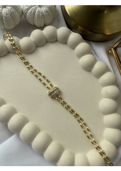 Taş Detaylı Dorika Bileklik modelleri