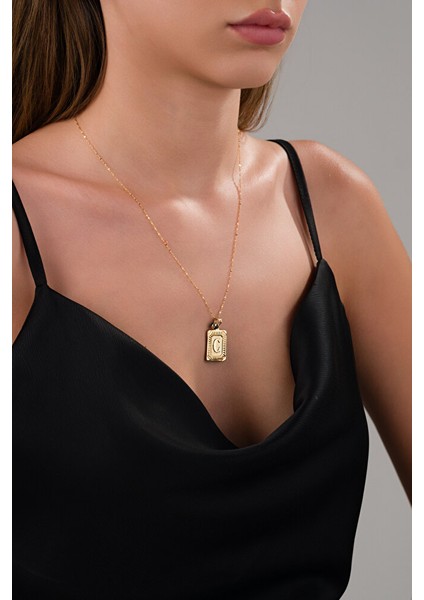 14 Ayar Altın Vintage C Harfli Kolye