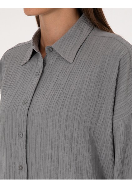 Kadın Gri Oversize Uzun Kollu Gömlek 50318232-VR024