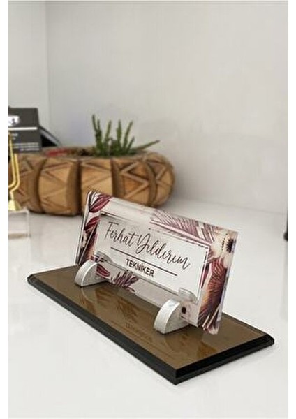 Masa İsimliği Kişiye Özel UV Baskı ile Şık Ofis Hediyesi 1 Adet Renkli modelleri