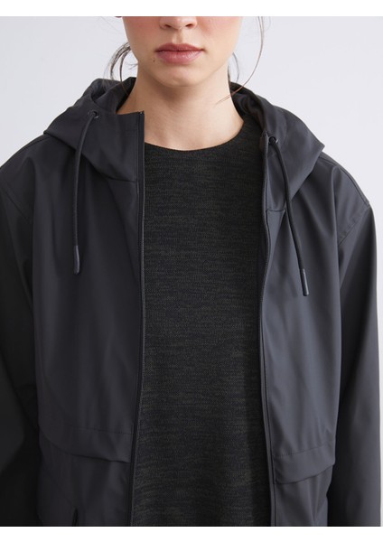 Yeni Sezon Kapüşonlu Kadın Yağmurluk modelleri