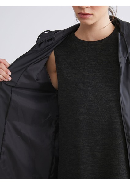 Yeni Sezon Kapüşonlu Kadın Yağmurluk fırsatları