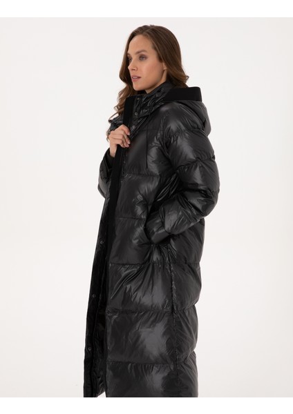 Kadın Siyah Regular Fit Kaban 50308988-VR046 modelleri