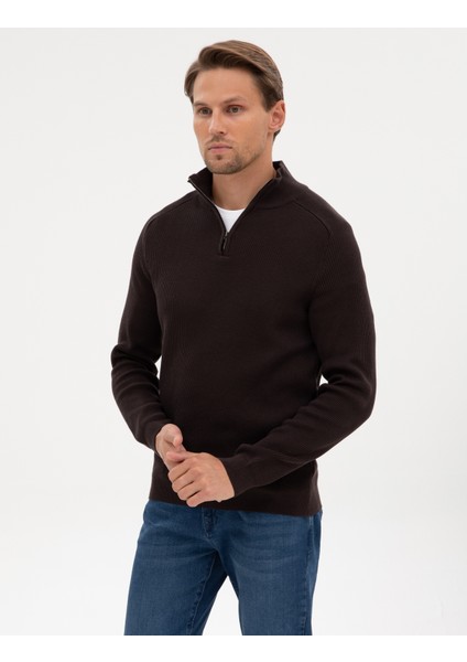 Erkek Koyu Kahverengi Slim Fit Dik Yaka Fermuarlı Triko Kazak 50315732-VR084 modelleri