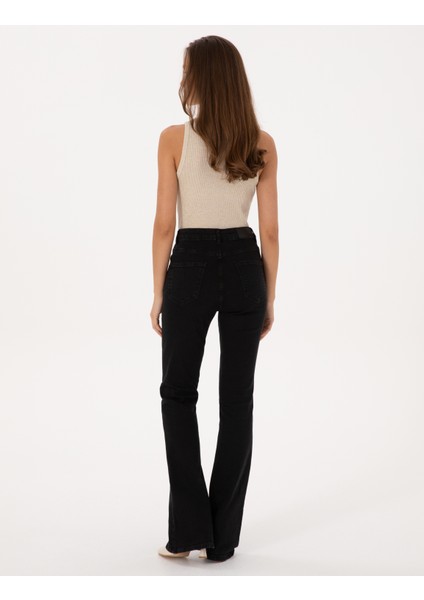 Kadın Siyah Jean Pantolon 50318044-VR046 fırsatları