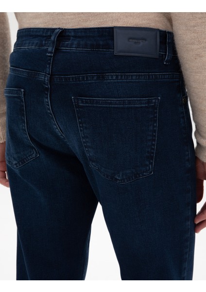 Erkek Lacivert Slim Fit Jean Pantolon 50315281-VR033