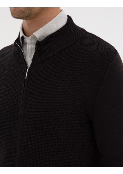 Erkek Siyah Slim Fit Fermuarlı Triko Hırka 50317341-VR046