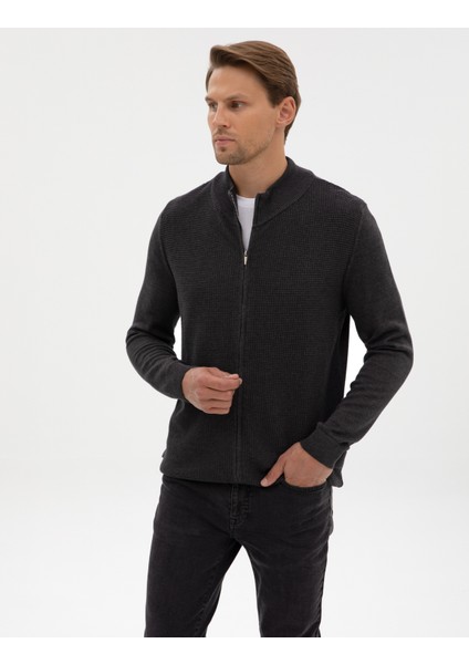 Erkek Koyu Antrasit Melanj Slim Fit Fermuarlı Triko Hırka 50317341-VR266 modelleri