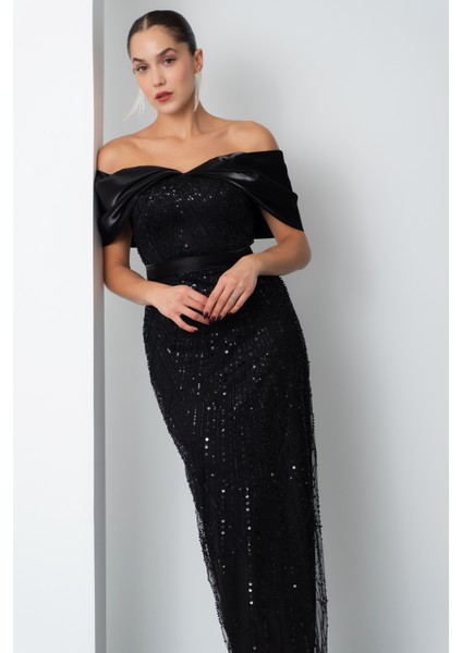 Kadın Siyah Kayık Yaka Midi Boncuklu Abiye Elbise modelleri