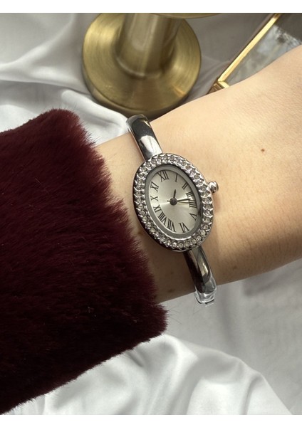 Gümüş Kelepçe Model Saat