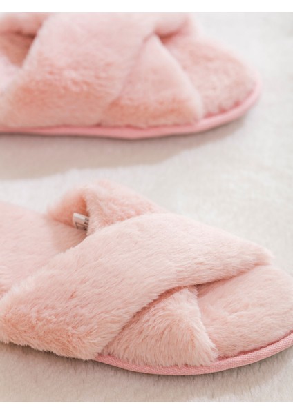 Yeni Sezon Çapraz Bantlı Kadın Ev Terliği modelleri