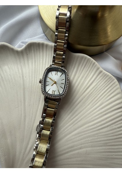 Çift Renk Zirkon Taşlı Saat fiyatları