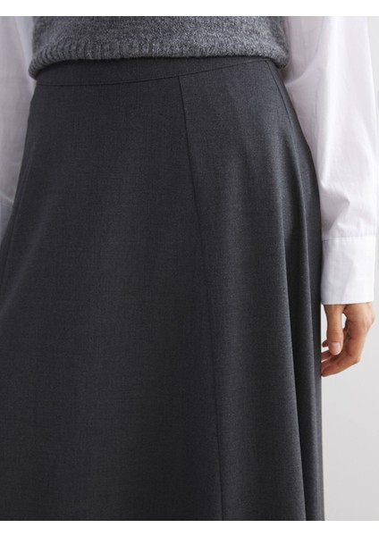 Yeni Sezon Beli Fermuarlı Kloş Etek modelleri