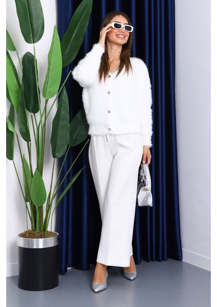 Beyaz Dümeli Kısa Angora Yumoş Triko Hırka fiyatları