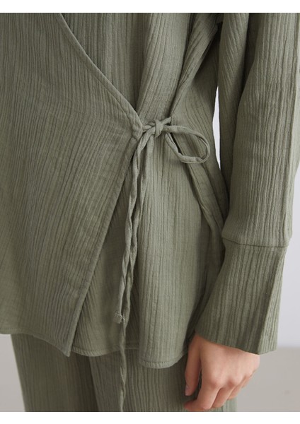 Yeni Sezon Kruvaze Yaka Dokulu Müslin Kadın Kimono modelleri