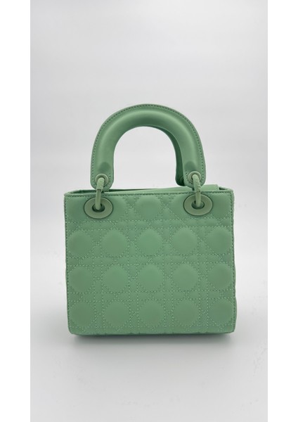 Yeşil Kare Aksesuar Detaylı El Çantası Orijinal Levidor Premium modelleri
