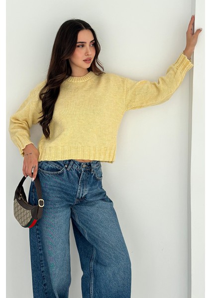 Kadın Örgü Kalın Triko Kazak – Yumuşak & Günlük Stil modelleri