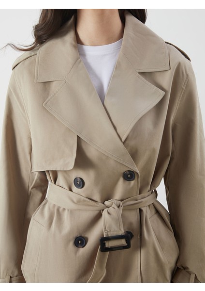 Yeni Sezon Kruvaze Yaka Kadın Trençkot modelleri