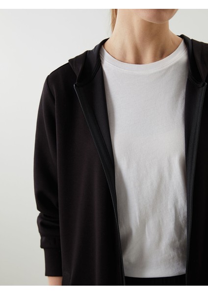 Yeni Sezon Kapüşonlu Oversize Kadın Fermuarlı Sweatshirt fırsatları