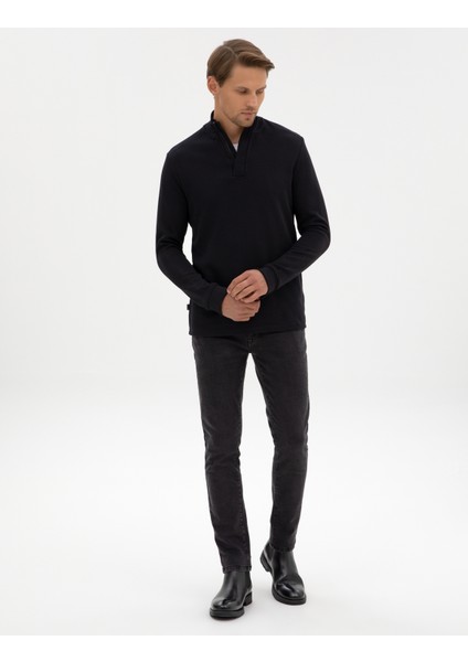 Erkek Siyah Regular Fit Sweatshirt 50309343-VR046 fırsatları