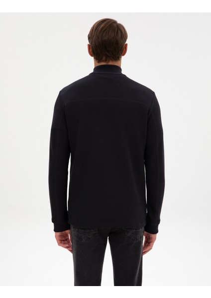 Erkek Siyah Regular Fit Sweatshirt 50309343-VR046 indirimleri