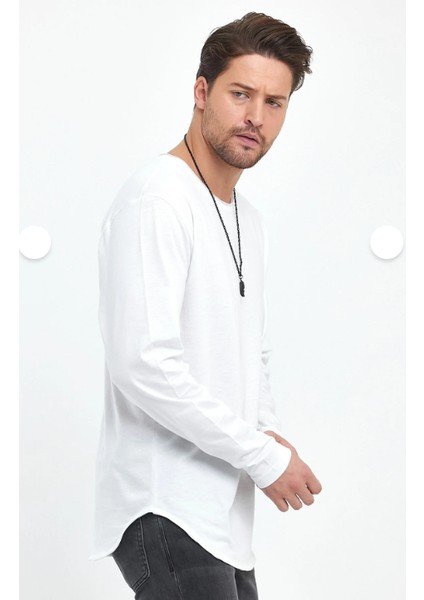 Geniş Yaka Etek Kısmı Oval Kesim Tişört modelleri