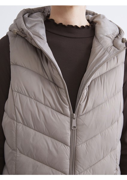 Yeni Sezon Kapüşonlu Kadın Şişme Yelek indirimleri