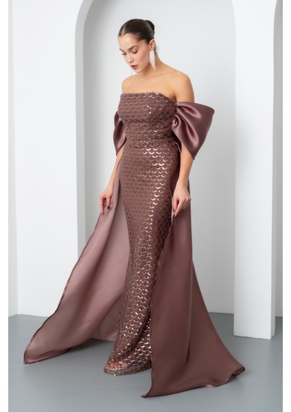 Kadın Kahverengi Straplez Boncuklu Saten Kuyruklu Uzun Abiye
