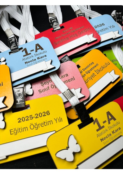 Öğrenci Öğretmen Ahşap – Mdf Renkli Yaka Isimliği 5'li