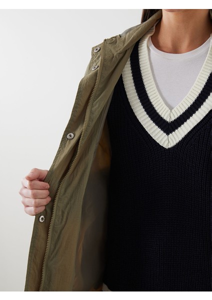 Yeni Sezon Kapüşonlu Oversize Kadın Yağmurluk modelleri