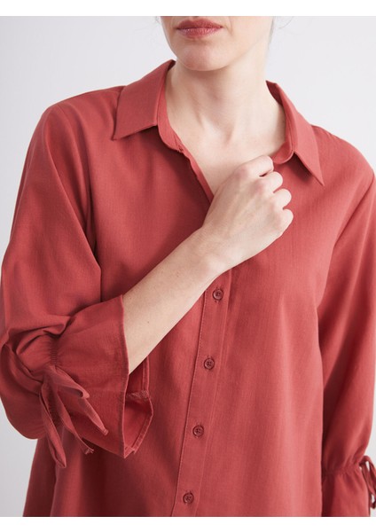 Yeni Sezon Regular Fit Fırfırlı Kadın Gömlek modelleri