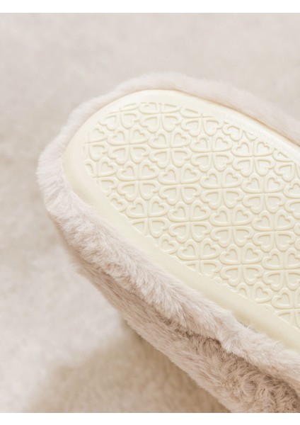 Yeni Sezon Kadın Pelüş Ev Botu indirimleri