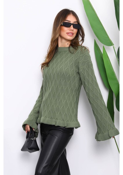 Haki Bel ve Kol Ucu Fırfırlı Triko Kazak