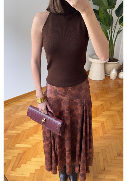 Kare Desen Geniş Kemerli Saten Etek- Kiremit modelleri