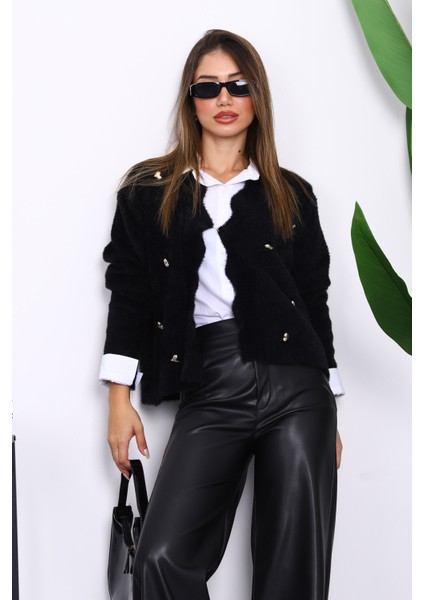 Siyah Düğme Detaylı Angora Yumoş Triko Hırka