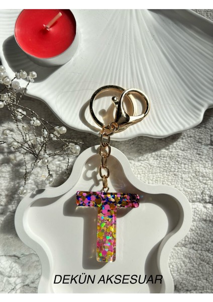 T Harfi Epoksi Kare Renk El Yapımı Anahtarlık