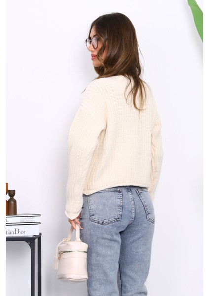 Krem Selanik Örgülü Kısa Triko Hırka modelleri