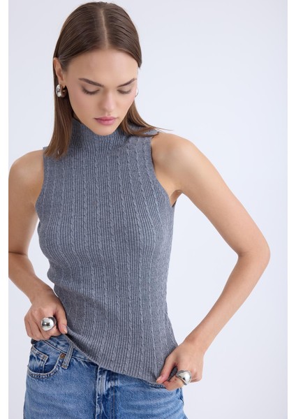 Dik Yaka Örgü Desen Sıfır Kol Triko Bluz modelleri