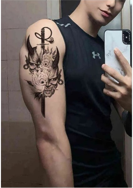 Demon Slayer Tattoo Kılıç ve Kuru Kafa Dövmesi