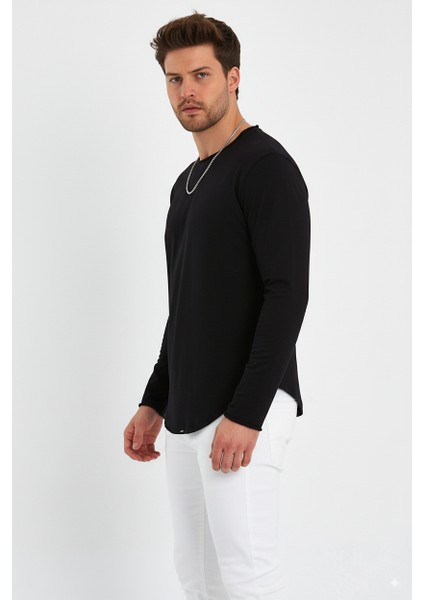 Geniş Yaka Etek Kısmı Oval Kesim Tişört