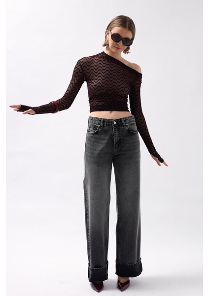 Paça Katlamalı Yüksek Bel Jean modelleri