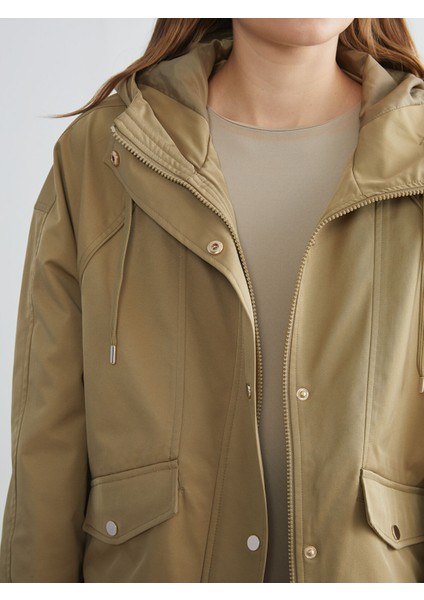 Yeni Sezon Kapüşonlu Oversize Kadın Yağmurluk modelleri