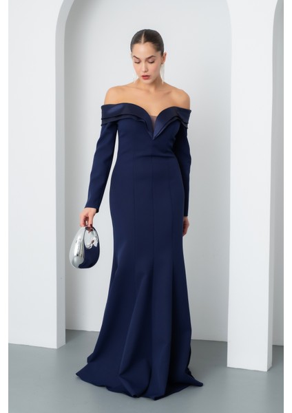 Kadın Lacivert Kayık Yaka Uzun Balık Abiye Elbise