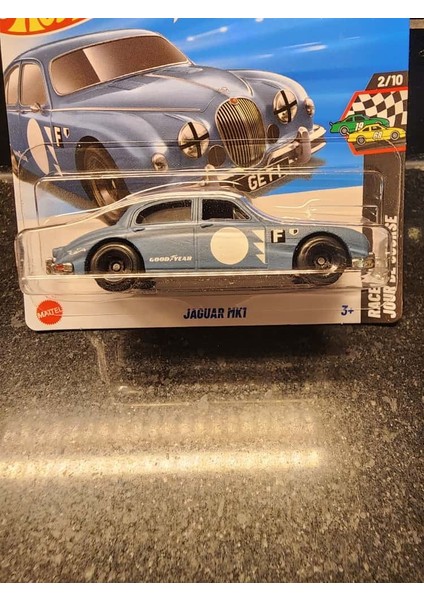 Hot Wheels 1/64 Jaguar Mk1 fiyatları